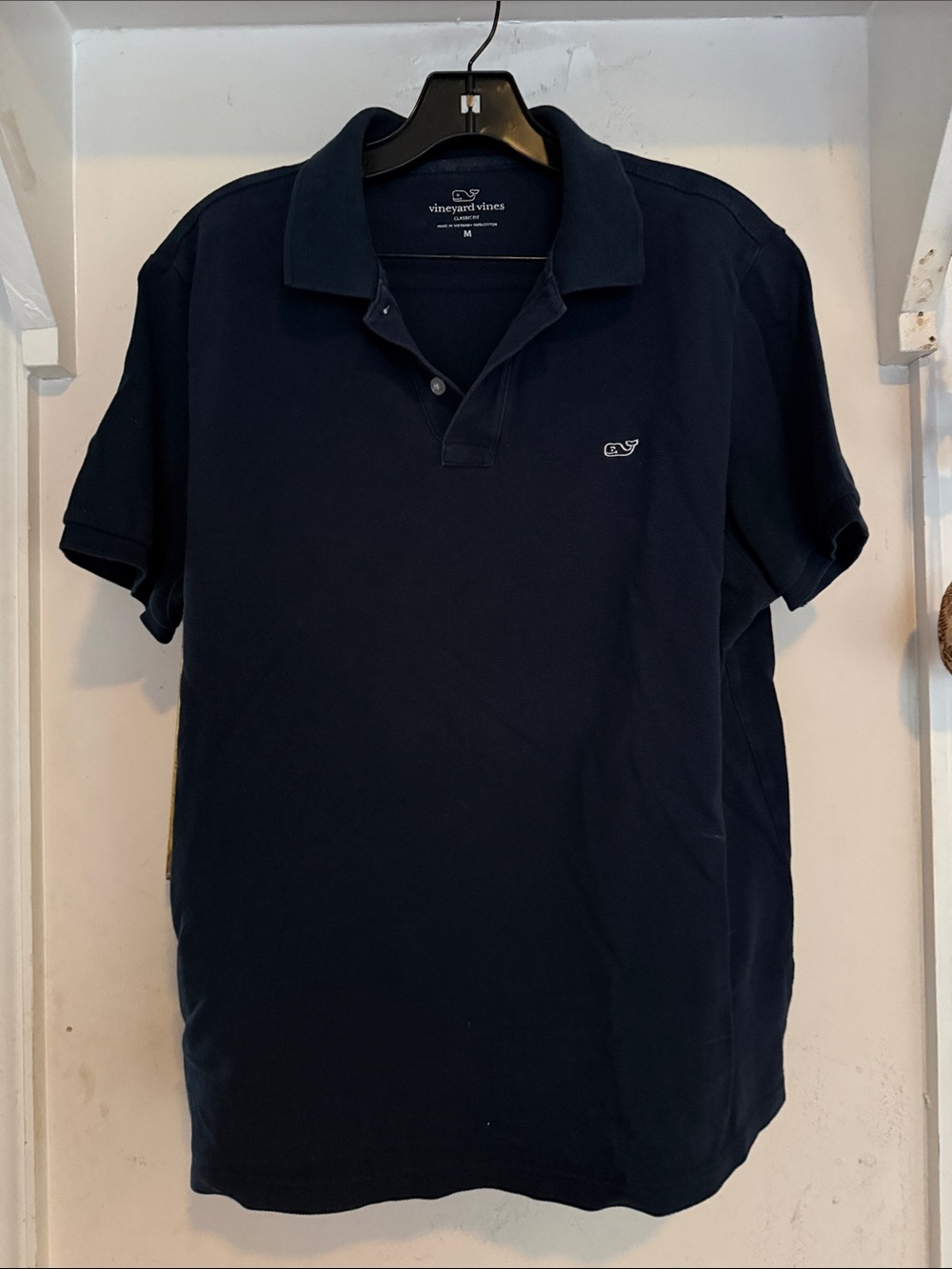 Vineyard Vines men’s medium polo
